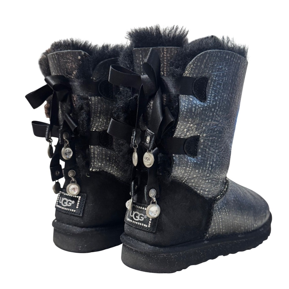 UGG Bailey Bow Bling Swarovski Boots Womens 7 Black Silver 1004791 Rare